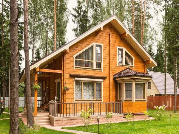Дом из бруса 18 на 10 м